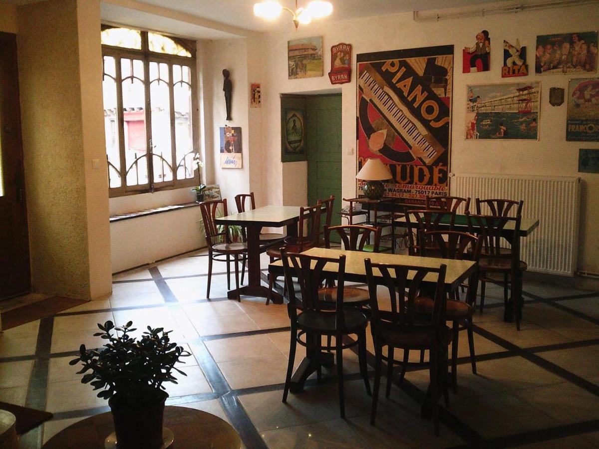 לינה וארוחת בוקר Monesties Ancien Cafe De La Mairie מראה חיצוני תמונה